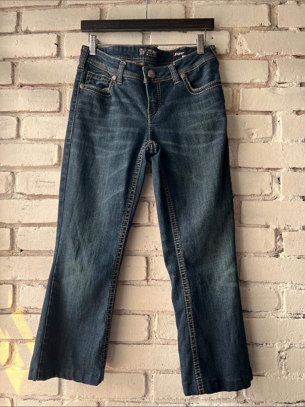 Petite fit slim riding jean Women’s Dark Blue Straight-Leg silver Jeans cropped